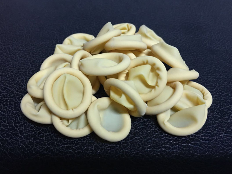 國產(chǎn)米黃色手指套